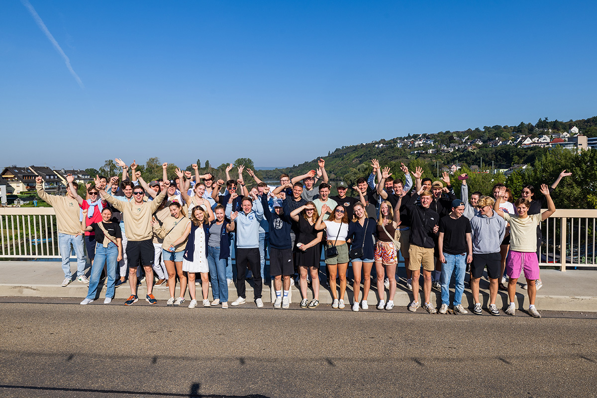 WHU Students Help Clean Up Banks of the River Rhine