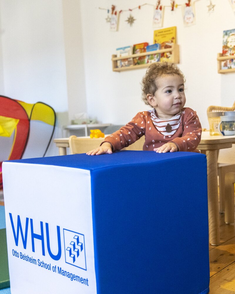 Zwischen Mutterschaft und Karriere: Neue Initiative „WHU Mamas“ startet