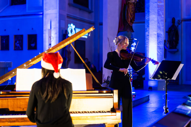 WHU-Initiative spendet für Schulessen in Ruanda 