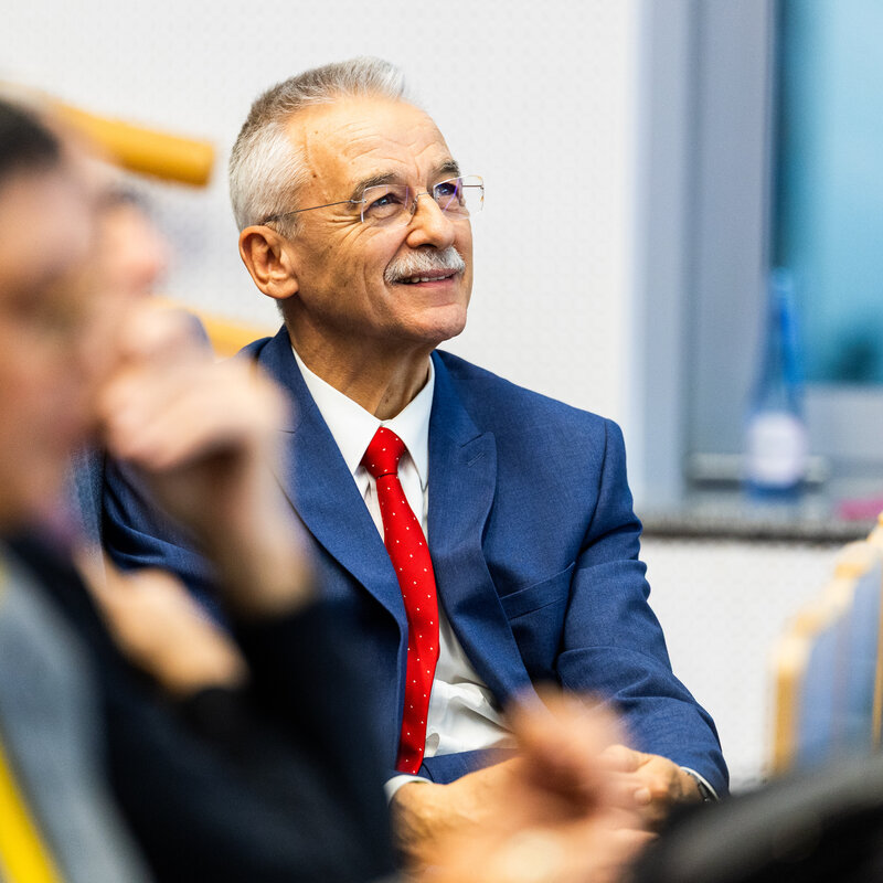 „Thank you, Michael!“: Farewell Ceremony for Professor Dr. Michael Frenkel